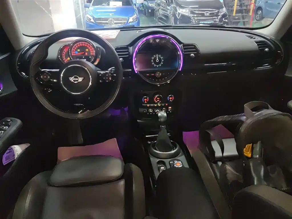 MINI Clubman 2019 — фото 10