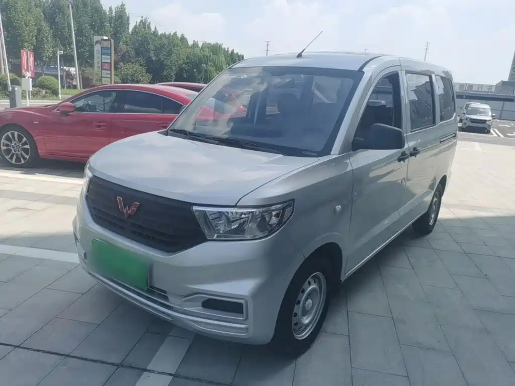 Wuling Hongguang V 2023 — фото 1