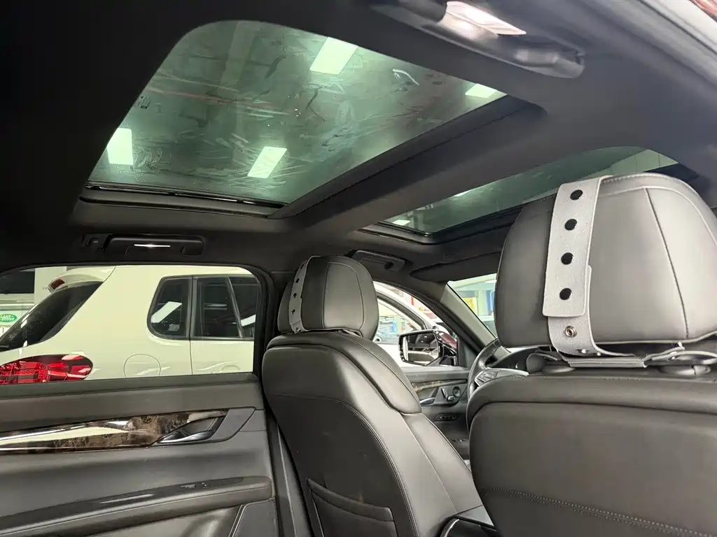 Cadillac CT6 2023 — фото 10