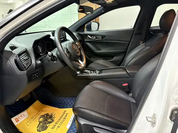 Mazda CX-4 2021