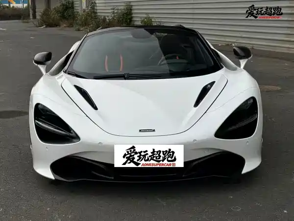 McLaren 720S 2020
