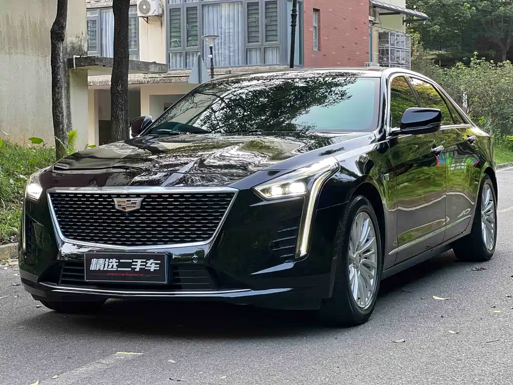 Cadillac CT6 2021 — фото 1