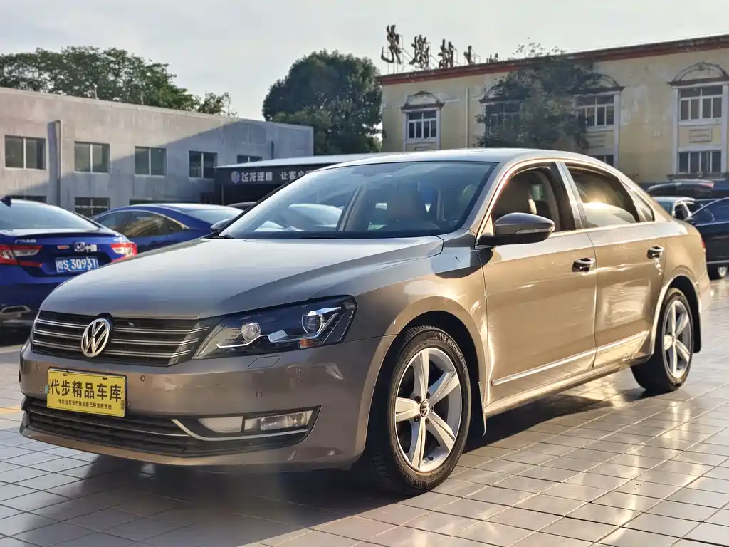 Volkswagen Passat 2012