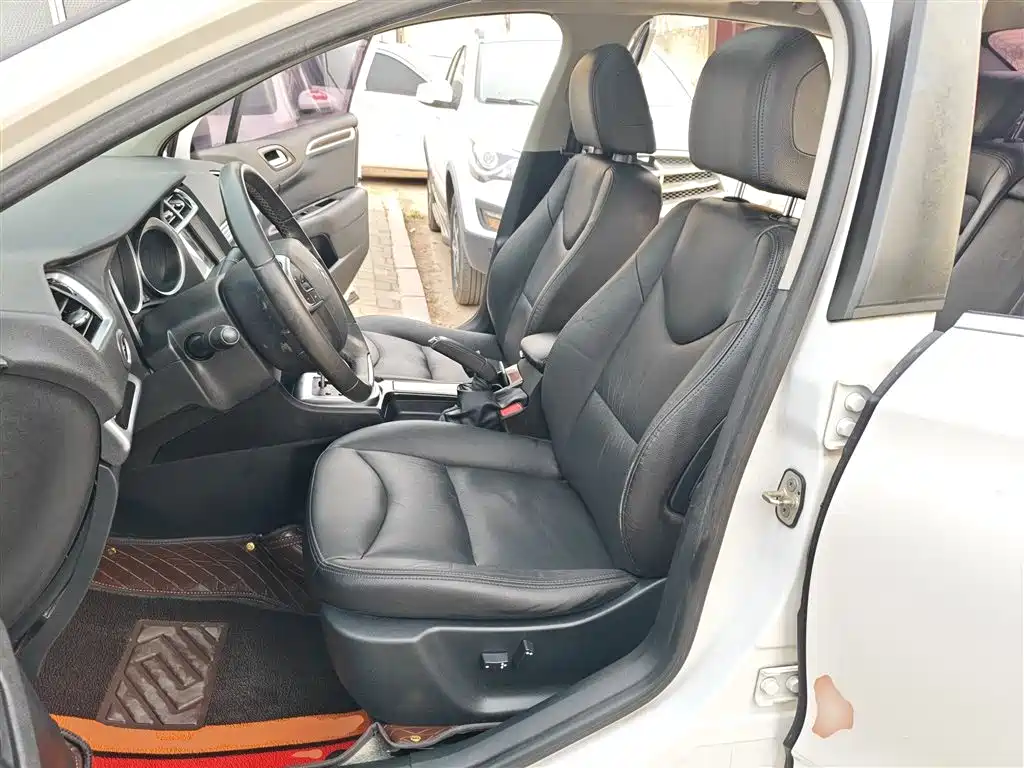 Citroen C4L 2015 — фото 15