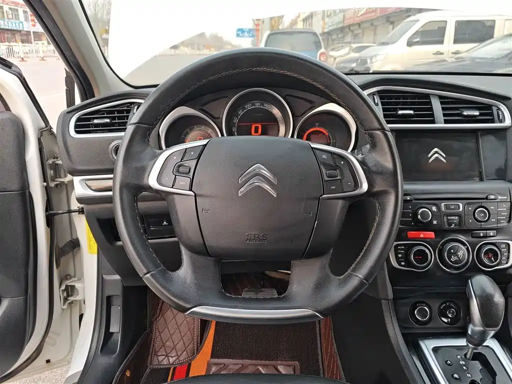 Citroen C4L 2015 — фото 11