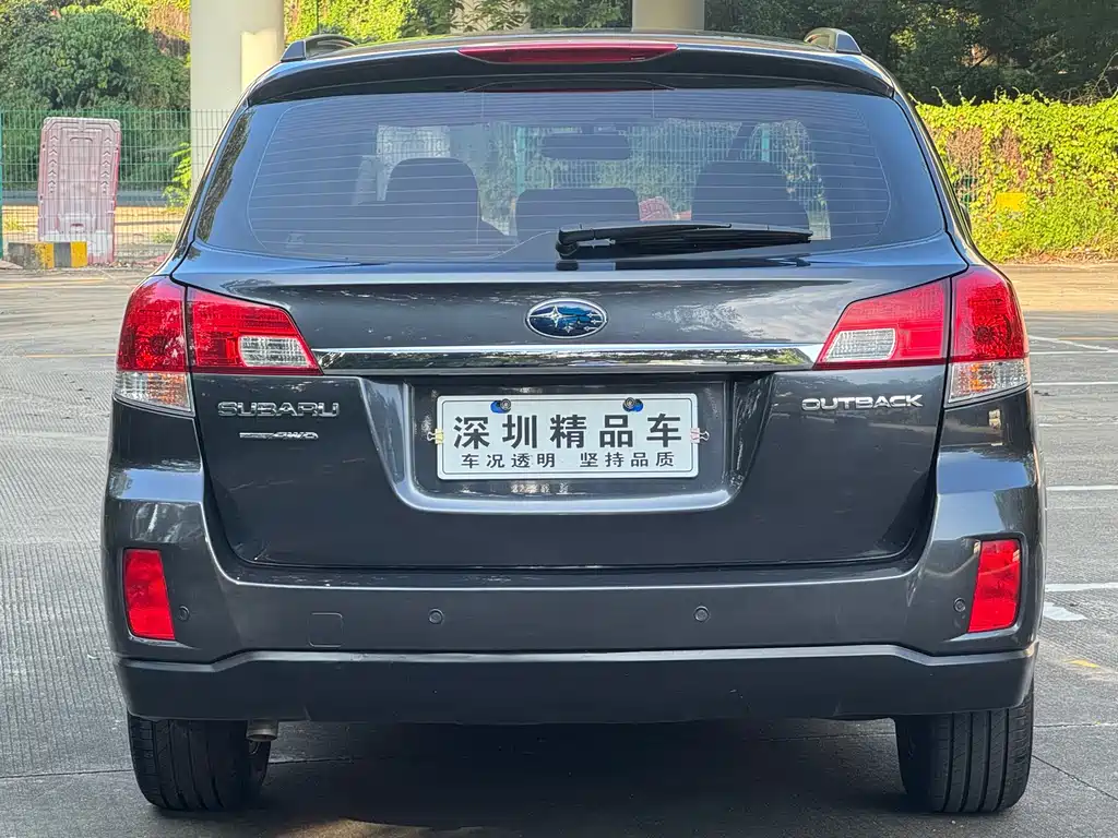 Subaru Outback 2010 — фото 7