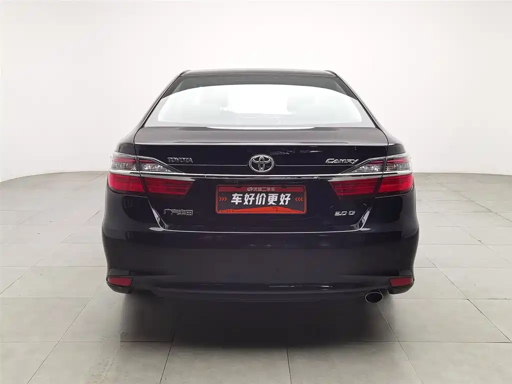 Toyota Camry 2016 — фото 4