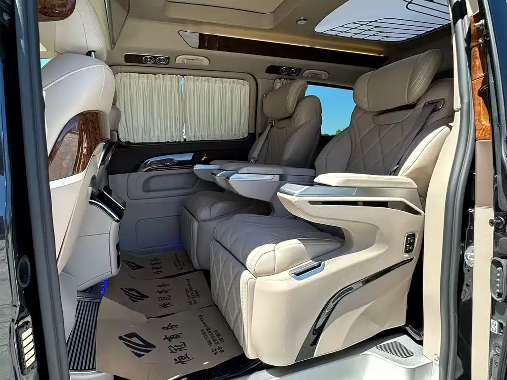 Mercedes-Benz Vito 2023 — фото 10