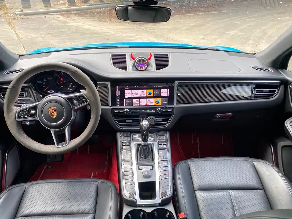 Porsche Macan 2019 — фото 21