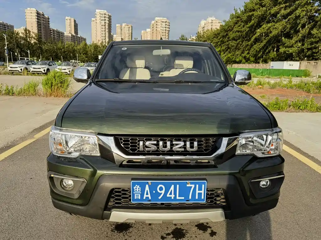 Isuzu Pickup 2016 — фото 2