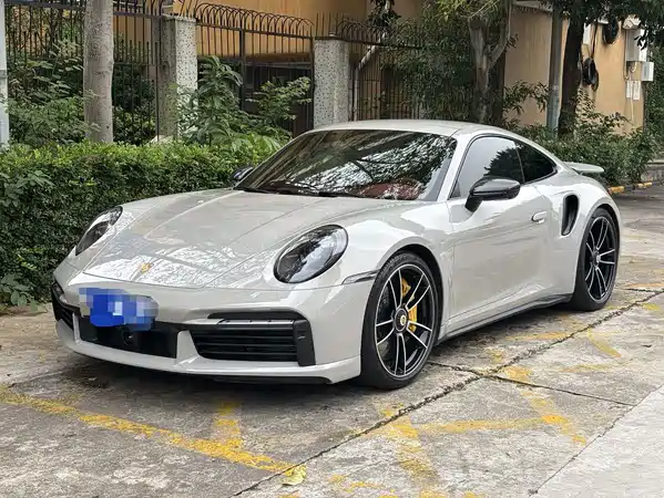 Porsche 911 2023