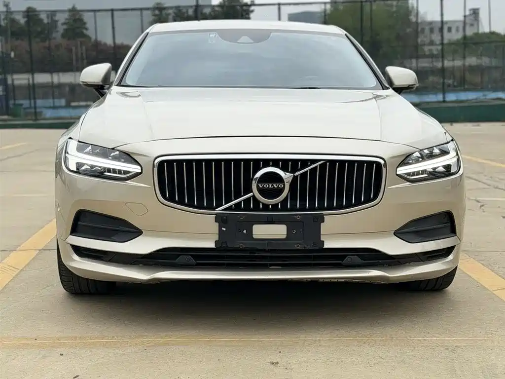 Volvo S90 2017 — фото 2