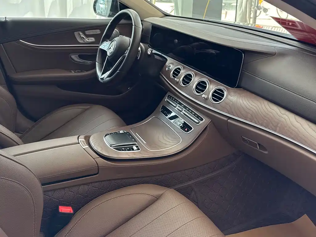 Mercedes-Benz E-Class 2020 — фото 6