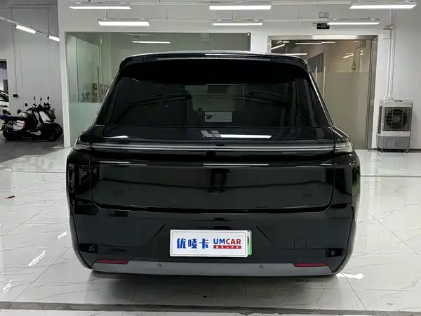 Li Auto L8 2024