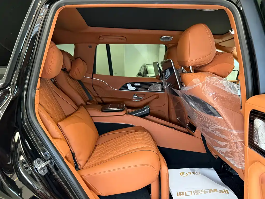 Mercedes-Benz GLS — фото 12