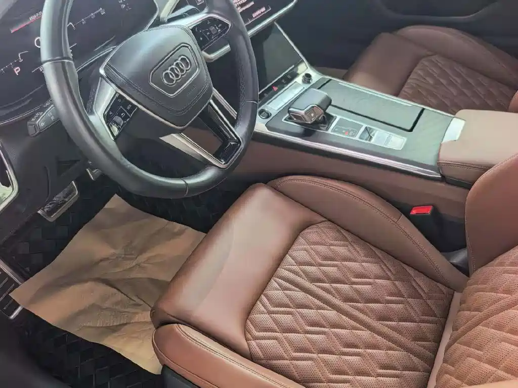Audi A6L 2025 — фото 4