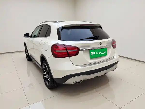 Mercedes-Benz GLA 2017