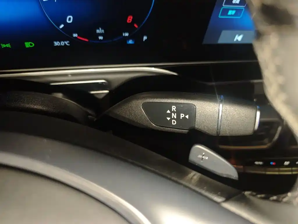Mercedes-Benz Vito 2023 — фото 15