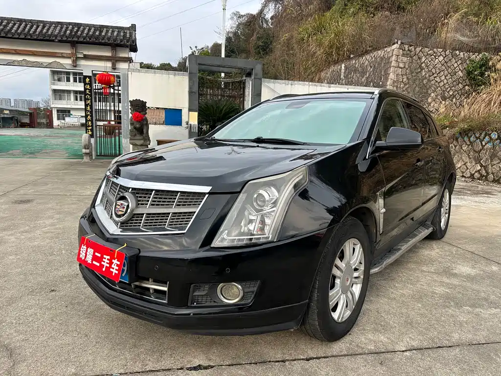 Cadillac SRX 2011 — фото 1
