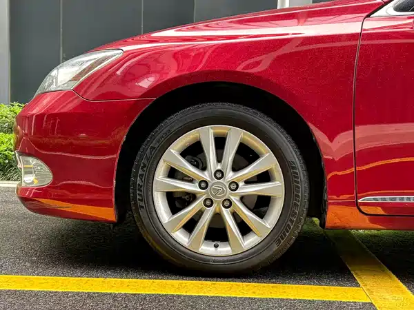 Lexus ES 2011
