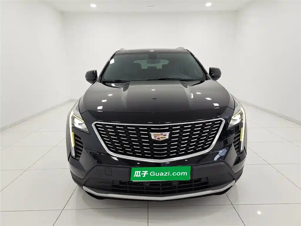 Cadillac XT4 2021 — фото 3