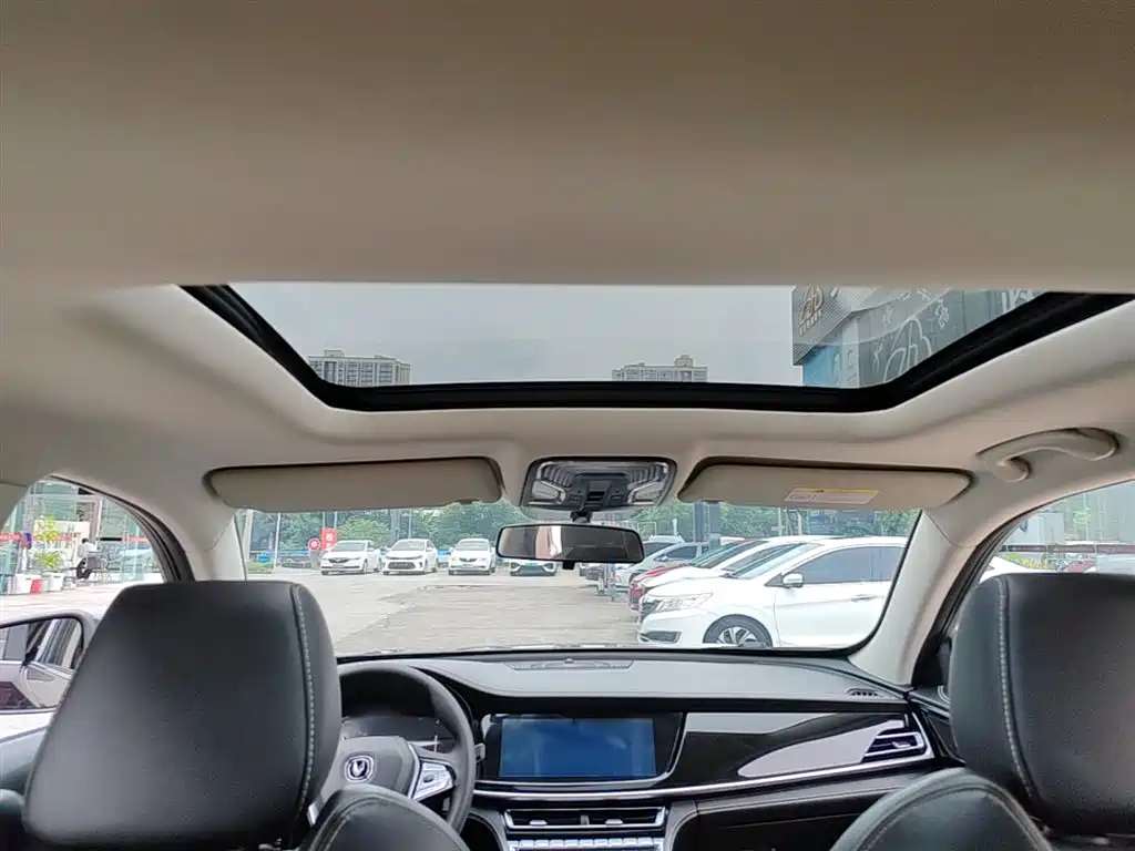 Changan CS85 COUPE 2019 — фото 18