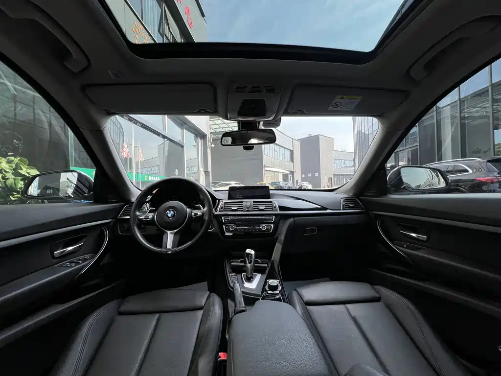 BMW 3 Series GT 2018 — фото 31