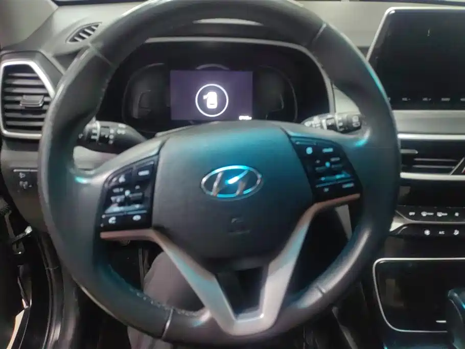Hyundai Tucson 2020 — фото 15