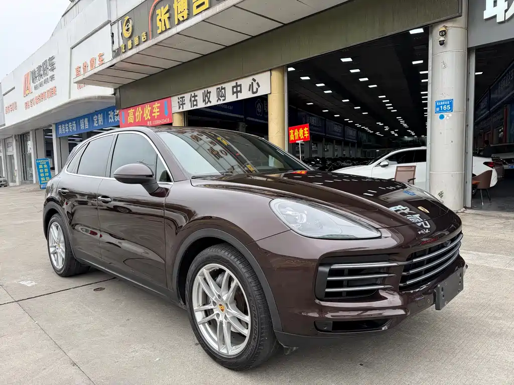 Porsche Cayenne 2018 — фото 2