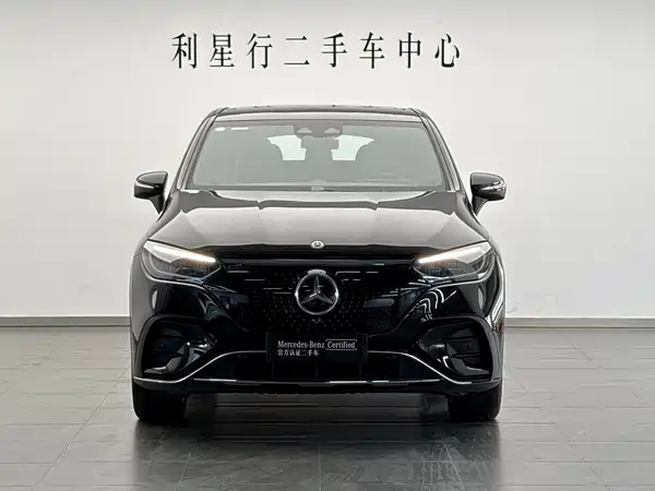 Mercedes-Benz EQE SUV 2025