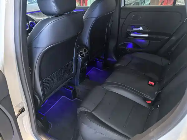 Mercedes-Benz GLA 2024