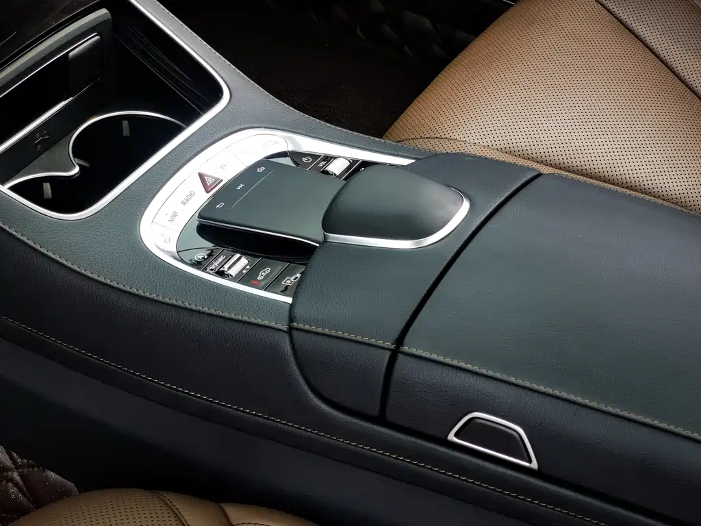 Mercedes-Benz S-Class 2020 — фото 15