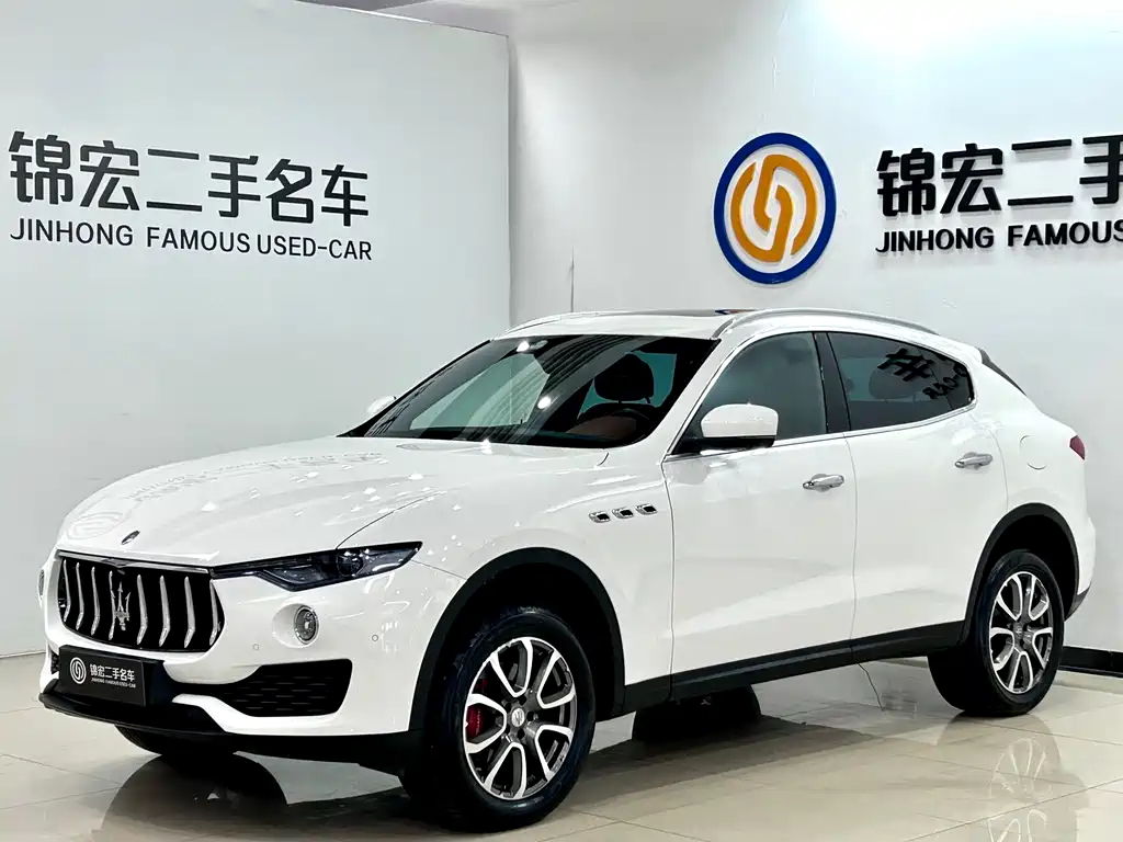 Maserati Levante 2019 — фото 1