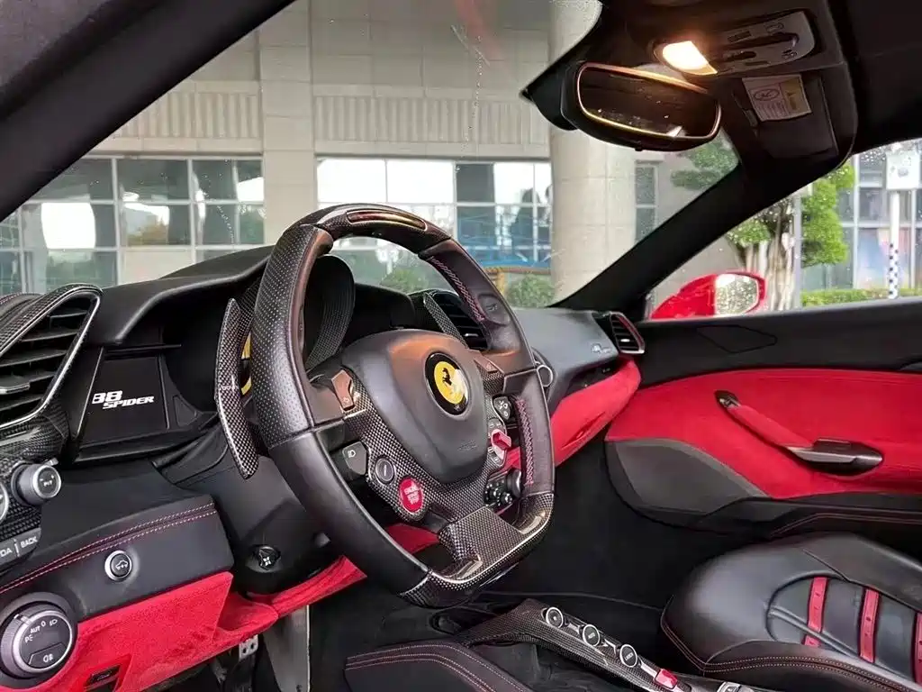 Ferrari 488 2017 — фото 4