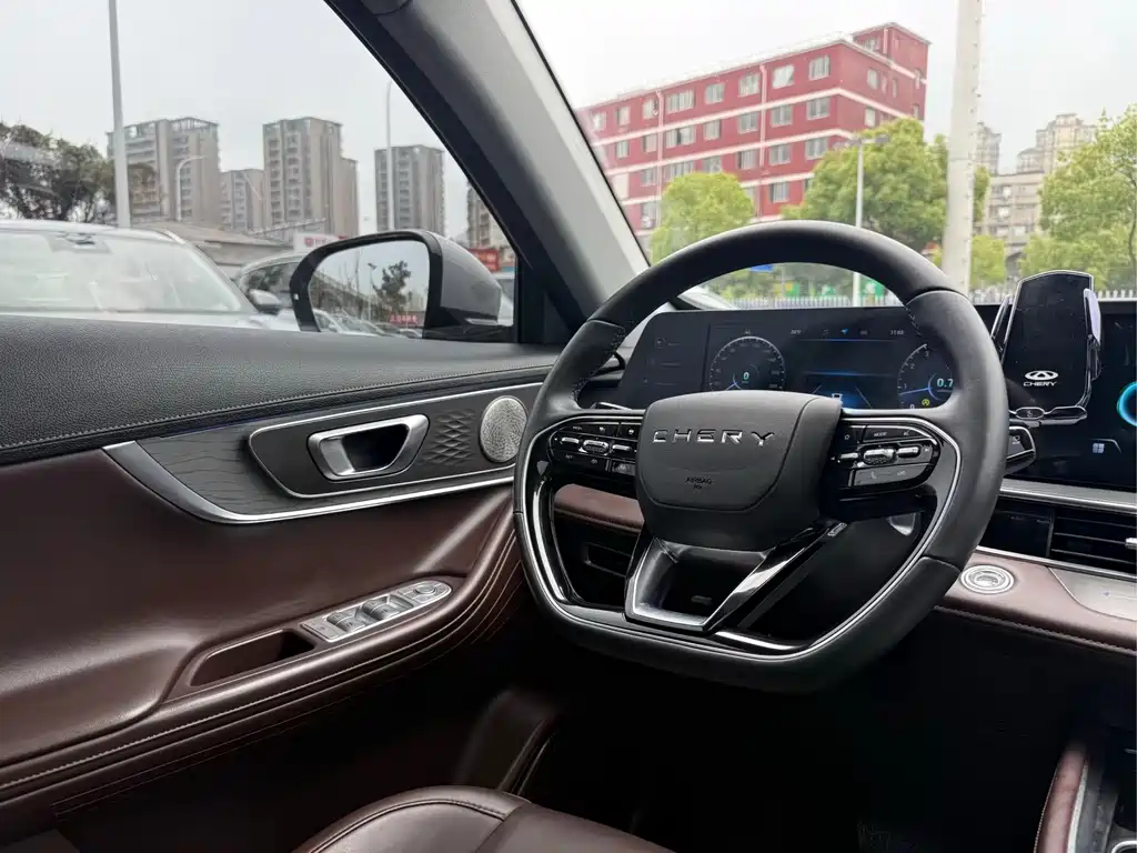 Chery Tiggo 8 PRO 2023 — фото 14