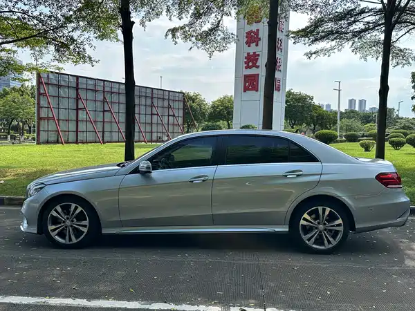 Mercedes-Benz E-Class 2014