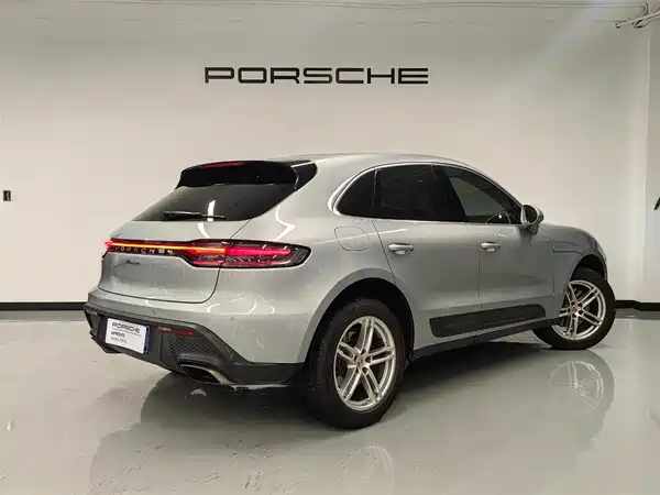 Porsche Macan 2023