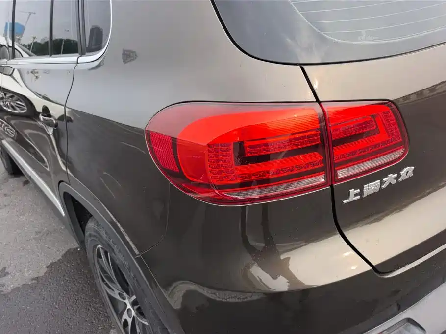 Volkswagen Tiguan 2015 — фото 4