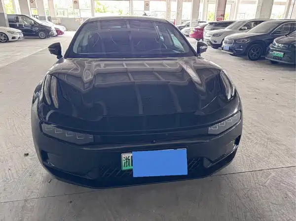 Zeekr 001 2022