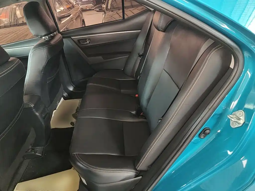 Toyota Corolla Hybrid 2019 — фото 17