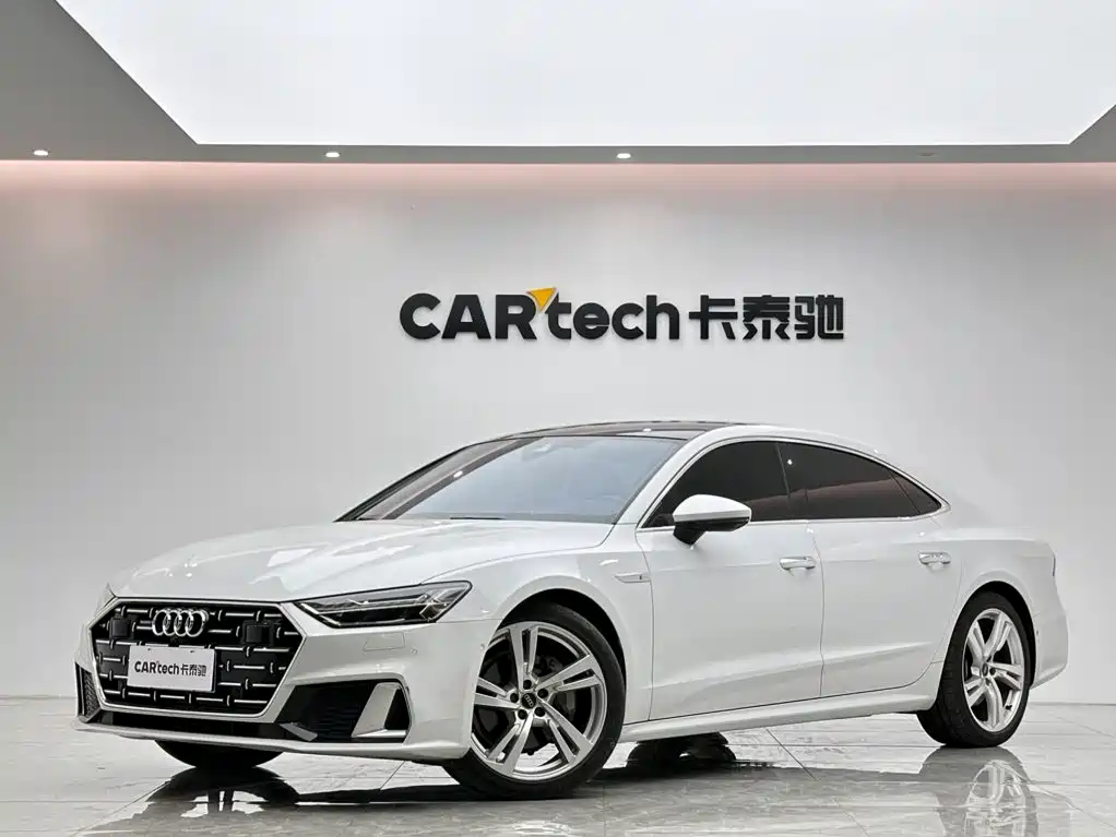 Audi A7L 2023 — фото 1
