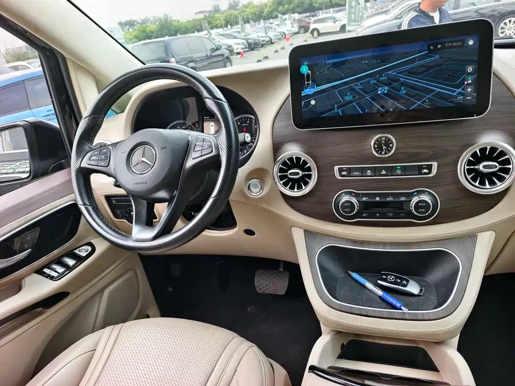 Mercedes-Benz Vito 2021 — фото 13