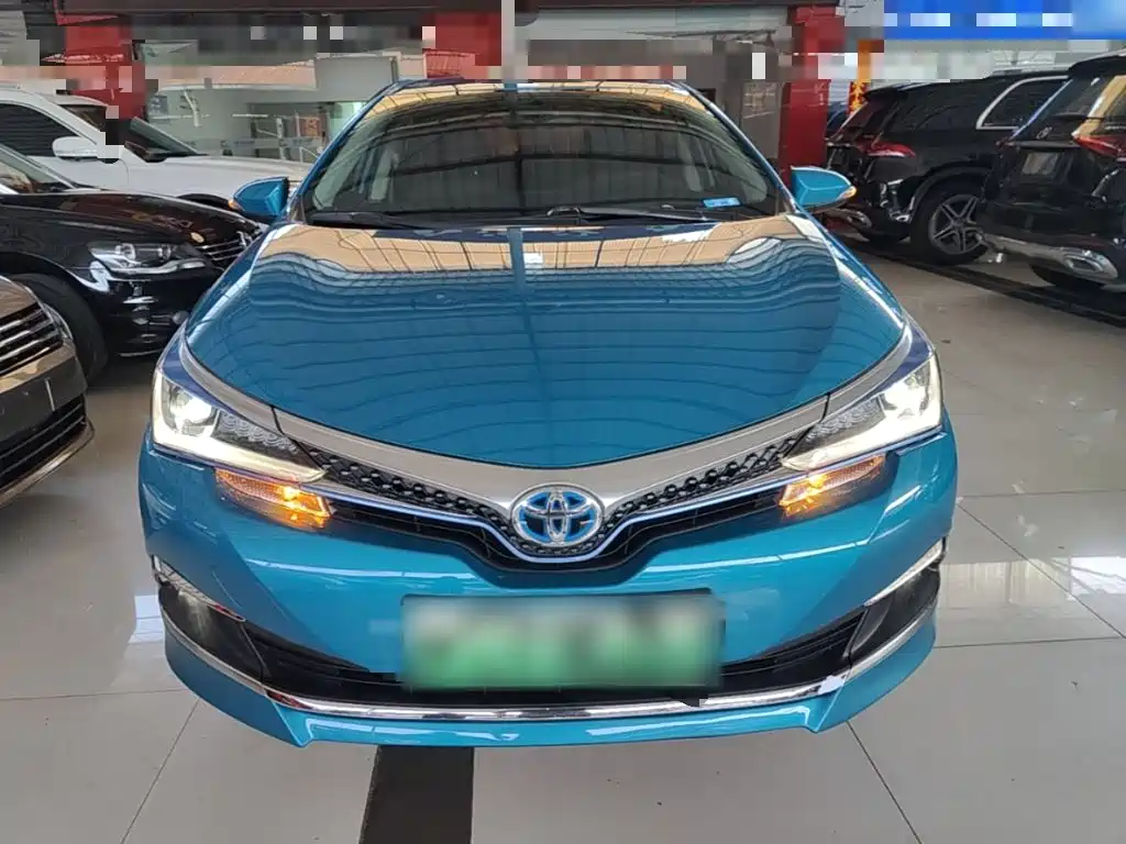 Toyota Corolla Hybrid 2019 — фото 3