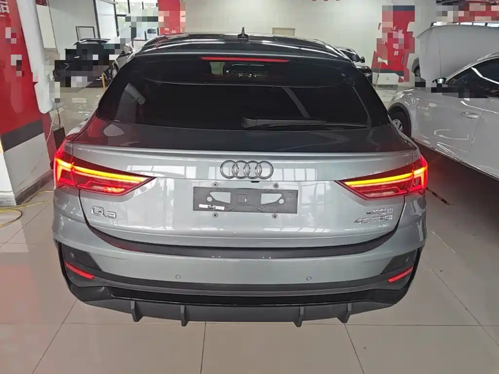 Audi Q3 Sportback 2022 — фото 6