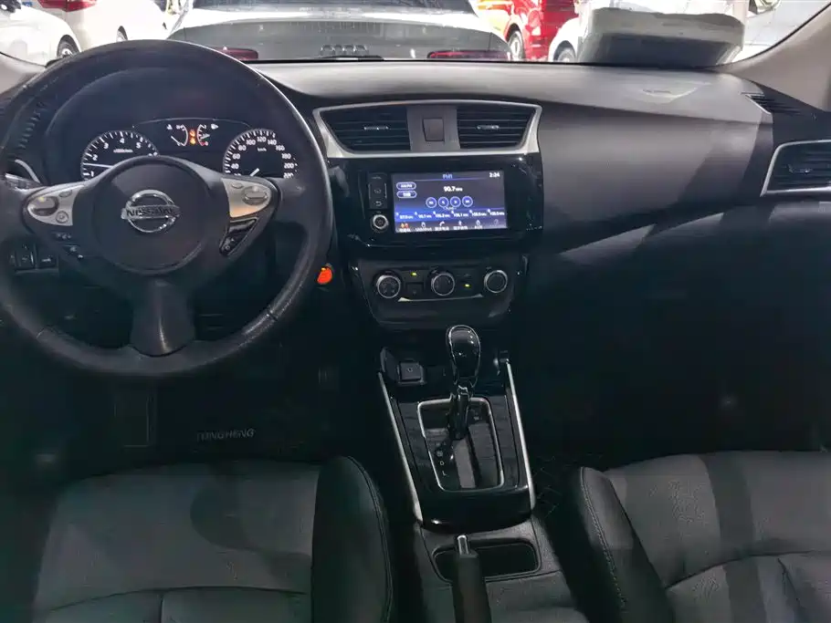 Nissan Sylphy 2018 — фото 12
