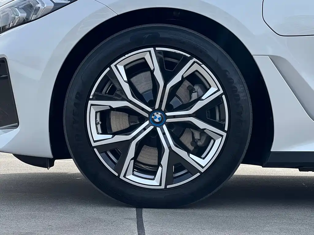 BMW i3 2022 — фото 29