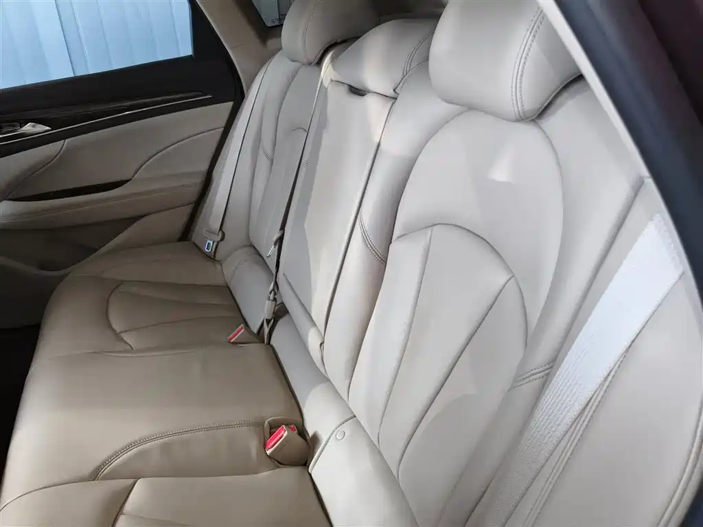 Buick LaCrosse 2017 — фото 14