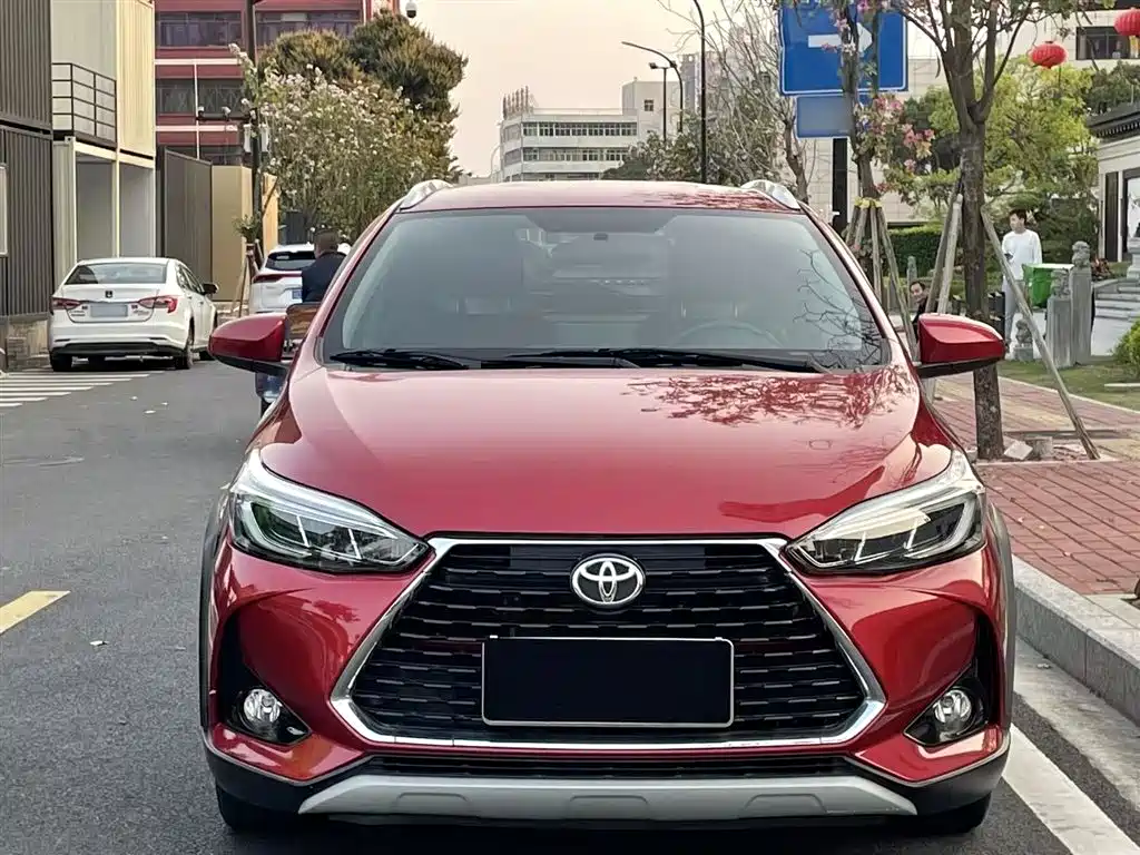 Toyota Yaris L 2020 — фото 22