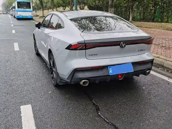 Changan UNI-V 2023