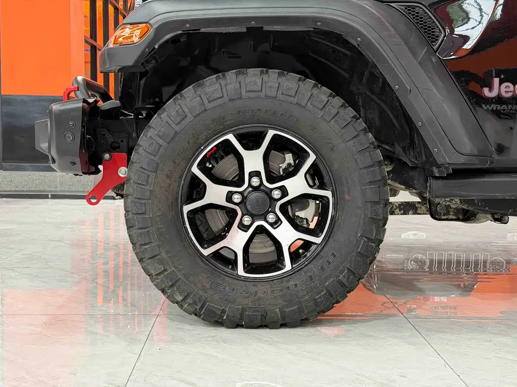 Jeep Wrangler 2024 — фото 19